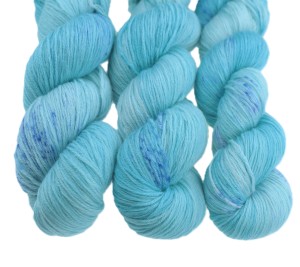 Włóczka ręcznie barwiona merino 100% 95g ( M26)      