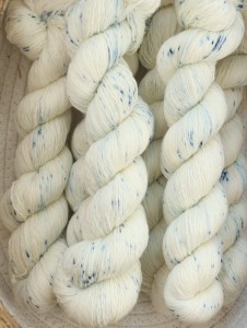 Włóczka ręcznie barwiona merino 100% 100g ( M18)    